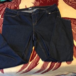 Dark wash skinny jeans